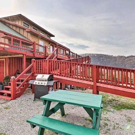Cheery Pet-Friendly Studio With Shared Fire Pit Mountain View Dış mekan fotoğraf