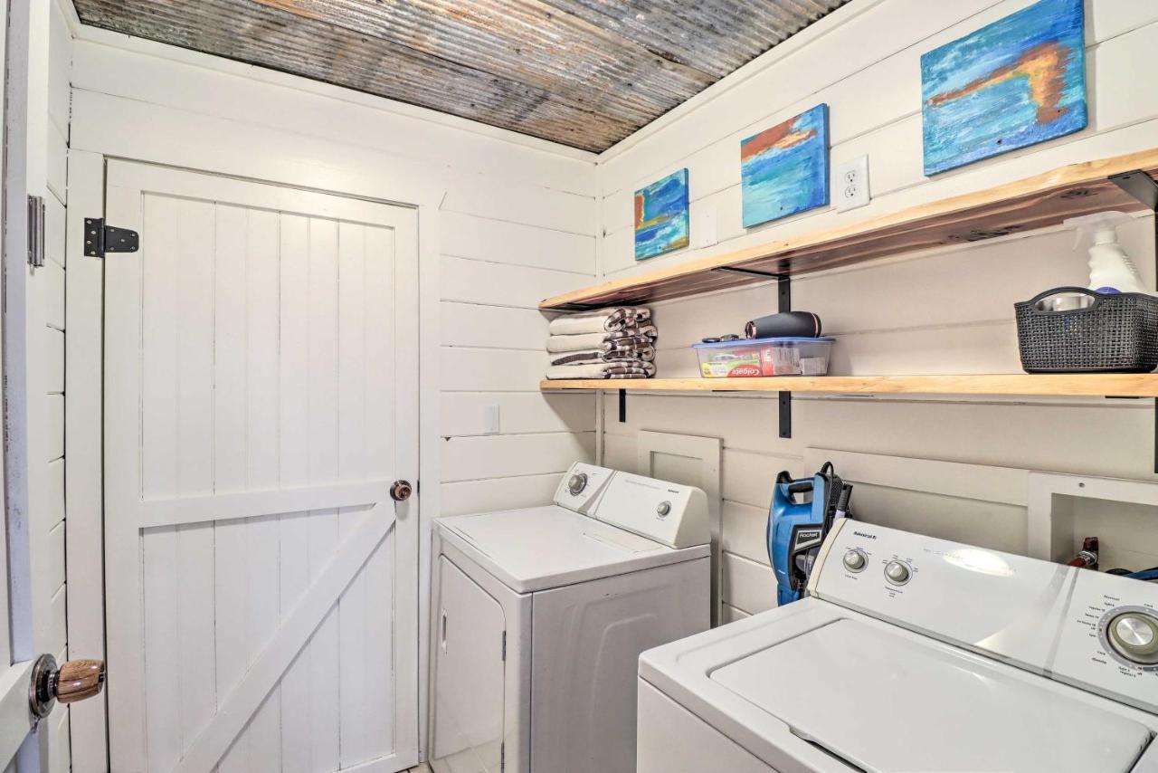 Cheery Pet-Friendly Studio With Shared Fire Pit Mountain View Dış mekan fotoğraf