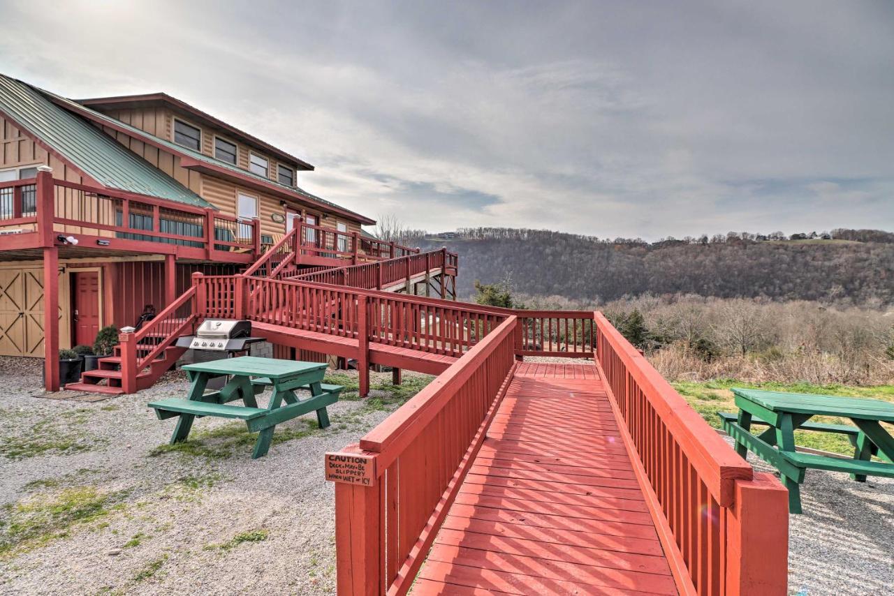 Cheery Pet-Friendly Studio With Shared Fire Pit Mountain View Dış mekan fotoğraf
